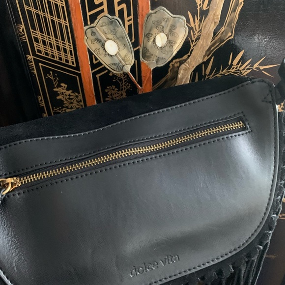 Very chic genuine high end leather/suede crossbody or belt/waist bag. - Picture 4 of 10